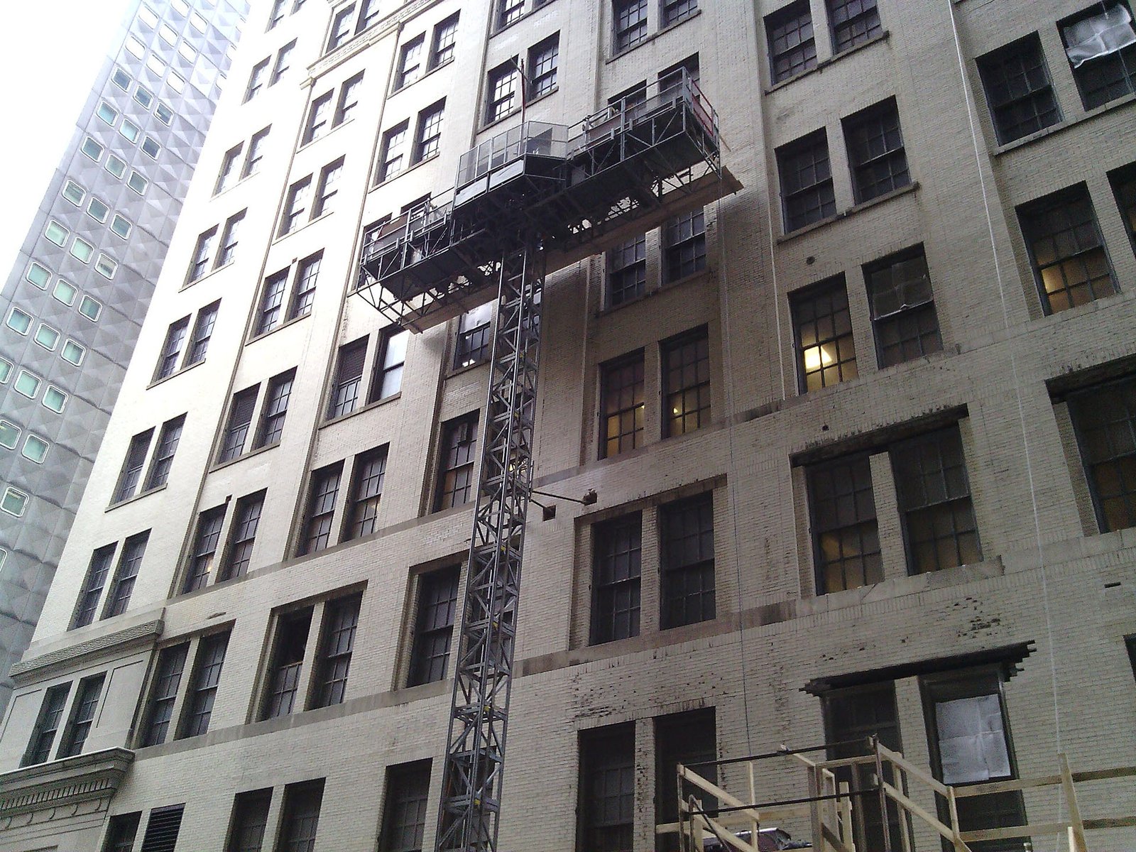 VerizonII-exterior (4)