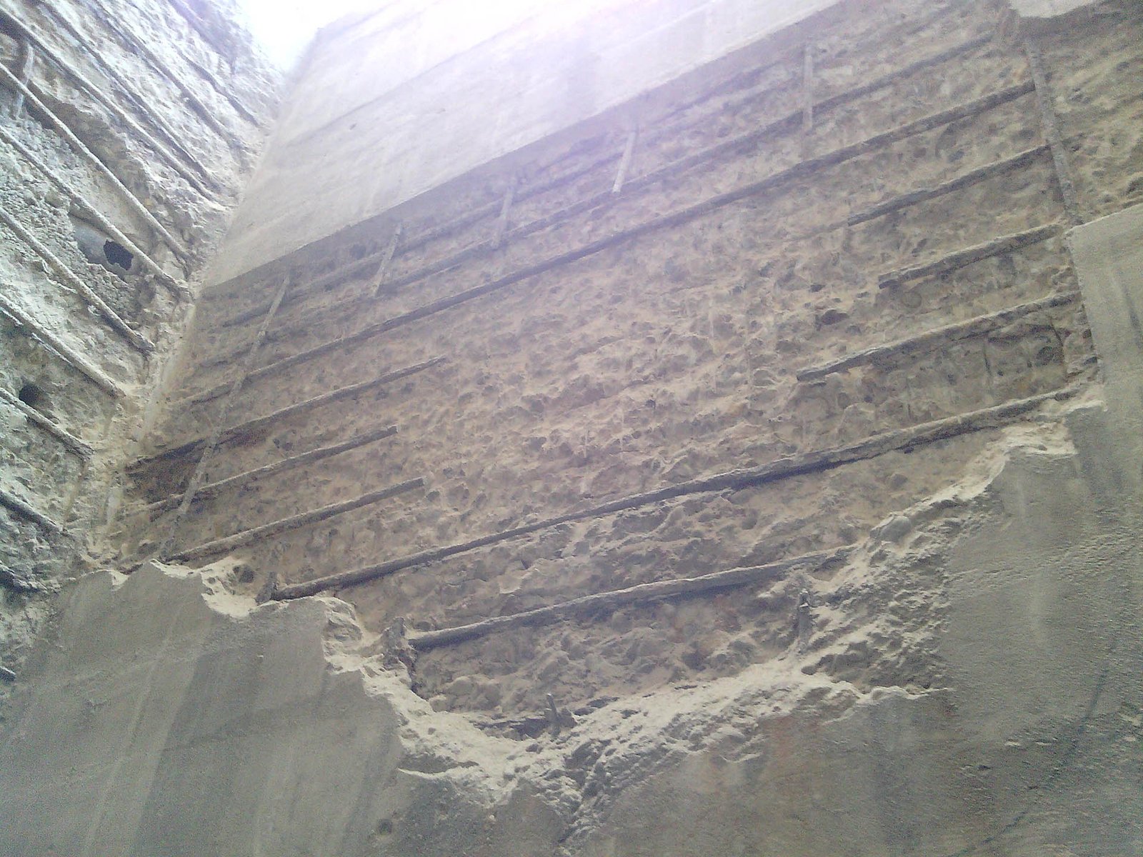 Verizon II Vault