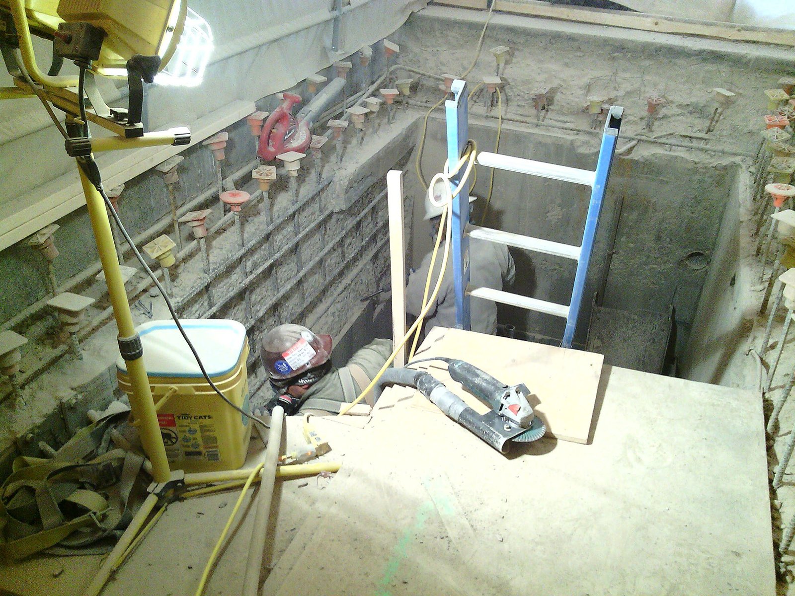 Verizon II Vault